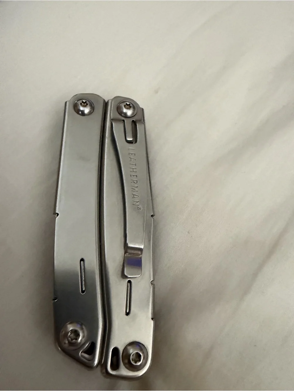 Leatherman Wingman MultitoolCompact Multi-Tool Silver Tools EDC Carry Belt Clip